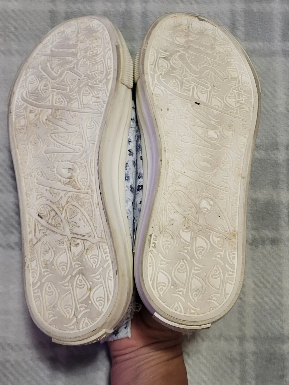 Casual Slip-On Floral Canvas Sneakers Light Blue Blowfish Malibu Size 6.5